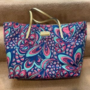 Awesome Lilly Pulitzer pink and blue tote bag. Brand new, perfect for summer!